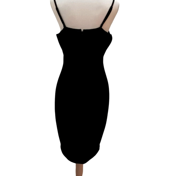 Charlette Russe black bodycon red rose applique mini dress - Picture 5 of 6